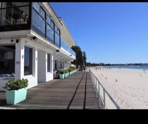 Hotel Style Monterey Guest Studio Near Hospitals, Beach And Airport シドニー エクステリア 写真
